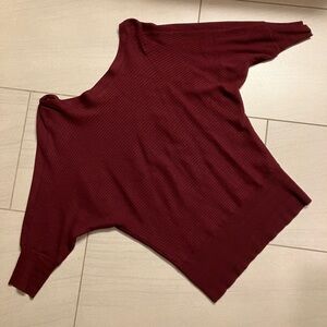 Dolman Sleeve Burgundy Top with 3/4 Length Sleeves